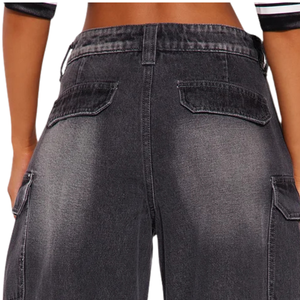 Shorts cargo en jean noir délavé pour femme, taille mi-haute, coupe ample, déchirés, longueur genou, style streetwear décontracté - Product Image 4