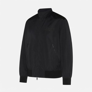 Chaqueta Bomber Ligera Negra, Chaqueta Letterman Personalizada con Bordado, Chaqueta de Invierno Lisa con Botones y Parches, Chaqueta Vintage a la Moda - Product Image 3