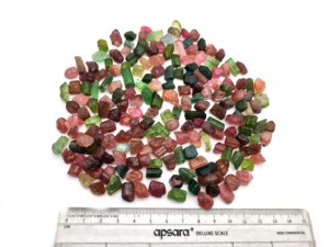 Multi Tourmaline Rugueuse 50 CT Tourmaline Naturelle Pierre précieuse brute en vrac, Tourmaline brute multicolore pour l'artisanat de bijoux - Product Image 3
