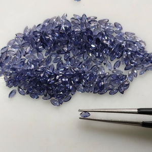 Iolita Natural de 3x1.5MM, Corte Marquesa Facetado, Piedra Preciosa Suelta de la Mejor Calidad con Efectos Pleocróicos para la Fabricación de Joyas - Product Image 1