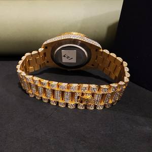 Montre de luxe à cadran romain, ton jaune, diamant moissanite, entièrement sertie, style président, bracelet en acier inoxydable, mouvement ETA, unisexe - Product Image 3