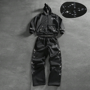Ensemble de survêtement athleisure oversize à capuche avec logo personnalisé, en molleton de coton, orné de strass, style streetwear, pantalon évasé, deux pièces - Product Image 1