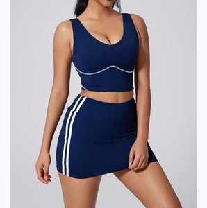 2025 débardeur d'entraînement sans couture pour femmes Racerback Crop Activewear pour Fitness et Sport ensemble col en v - Product Image 1