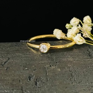 แหวนเพชรธรรมชาติชุดฝาเรียบง่ายสีทอง14K - Product Image 1