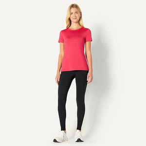T-shirt pour femme, tissage léger, contour doux, respirant, motif fluide, structure souple, confort quotidien, mouvement fluide - Product Image 4