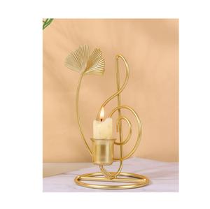 Porte-bougie géométrique contemporain en métal, parfait pour la décoration intérieure moderne, l'éclairage d'ambiance et l'exposition sur table. - Product Image 2