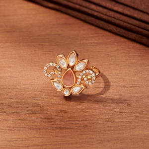 Bague réglable Kundan avec grossistes de bijoux artificiels plaqués or en Inde - Product Image 4