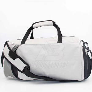 Bolsa de lona de gimnasio de gran capacidad personalizada de alta calidad para uso en exteriores, impermeable, hecha en Pakistán, mordaza de gimnasio - Product Image 3