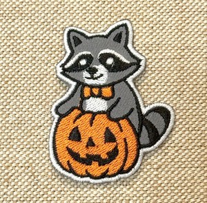 Customize Embroidered <b>Patch</b> Cartoon Animal Fabric Badge Iron <b>on</b> <b>Sew</b> <b>on</b> Cloak Decoration - Product Image 5