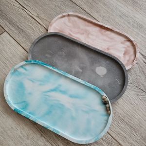 Venta caliente Bandeja de resina marrón vibrante Diseño ovalado único Decoración decorativa para el hogar Pieza Bandeja para servir a la venta - Product Image 6