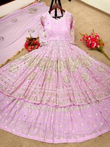 Look Fancy Style Top Lehenga Et Dupatta Party Wear Festival Robe Élégante Couleur Rose Entièrement Broderie Séquence Travail Cousu - Product Image 4