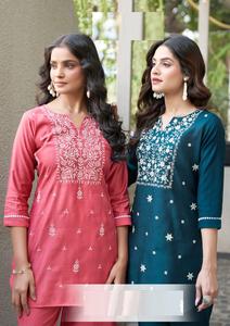 Última colección de conjunto de bordado de seda con viscos pesados para moda india y pakistaní - Product Image 2