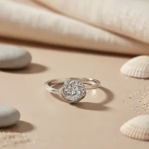 Bague en argent avec diamant pour femme, idée cadeau idéale pour les fiançailles - Product Image 2
