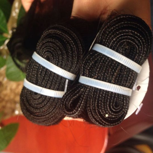 Extensions de cheveux indiennes Remy longues et bouclées pour femmes, vente en gros, finition brillante, double trame machine, aucun traitement chimique - Product Image 1