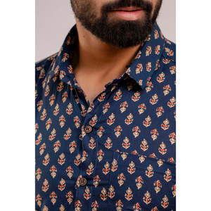 Chemise décontractée pour homme en coton bleu marine 100 % popeline tissée et lin imprimé floral ethnique à manches courtes respirante en denim - Product Image 5