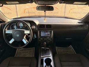 Dodge Challenger R/T RWD 2009 d'occasion, conduite à gauche, norme Euro IV, 50 001 à 75 000 miles, 150 à 200 ch - Product Image 5