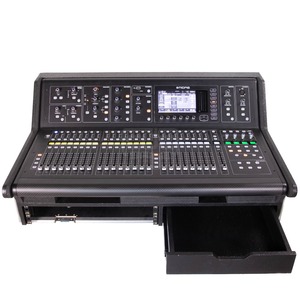 Console de mixage numérique en direct avancée M32R avec boîtier de scène DL32 - Product Image 5