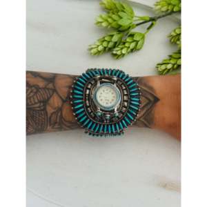 Bracelet de montre vintage en turquoise de Kingman et argent sterling, style Zuni, accessoire de mode - Product Image 2