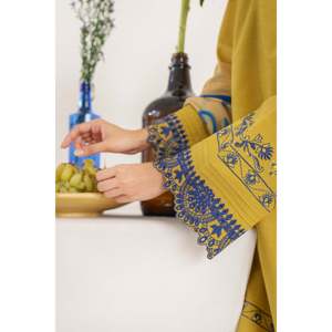HANA Ensemble 3 pièces : Chemise brodée Khadar pour usage quotidien avec châle imprimé Courtrai et pantalon - BIC-4149 - Product Image 3