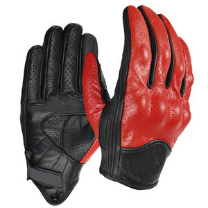 ถุงมือหนังแท้สำหรับขี่มอเตอร์ไซค์ฤดูร้อน แบบมีรูระบายอากาศ สีแดงและดำ ทนต่อการเสียดสี เหมาะสำหรับการแข่งรถ กิจกรรมกลางแจ้ง และกีฬา - Product Image 3