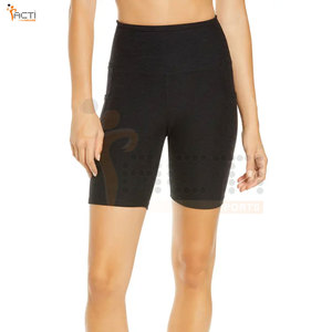 Shorts de yoga pour femmes en coton et polyester Logo personnalisé Shorts de yoga pour l'été pour femmes Shorts à taille élastique - Product Image 1