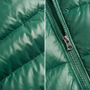 Chaqueta Acolchada con Capucha Brillante para Hombre, Impermeable, Gruesa, de Invierno, con Logotipo Personalizado, Directo de Fábrica, OEM/ODM - Product Image 3