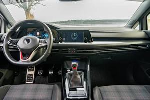 TOP SELLING 2023 Volkswagen GTI S Boîte manuelle 6 vitesses, Moteur 4 cylindres turbo, Praticuellement non modifié - Product Image 5