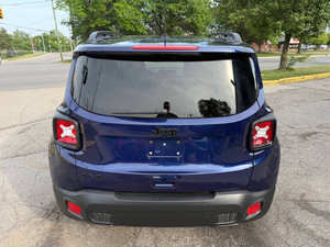 Voiture d'occasion de qualité abordable, Jeep Renegade Sport 2018, conduite à gauche - Product Image 6