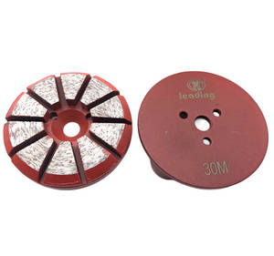 Disque de meulage diamanté <span class=keywords><strong>à</strong></span> liaison métallique CPS de 3 po / 76 mm, 10 segments biseautés, avec 3 trous M6 pour meuleuses de sol <span class=keywords><strong>à</strong></span> visser - Product Image 4