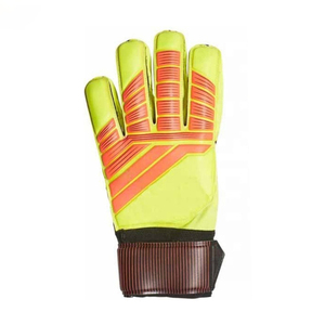 Gants de football collants personnalisés de haute qualité Gants de football américain doux et confortables 2025 Conception d'équipe personnalisée - Product Image 6