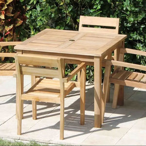 Juego de Mesa de Comedor Cuadrada de Madera de Teca Sólida para Exteriores, 4 Asientos, Muebles de Jardín Cómodos, Duraderos y Resistentes a la Intemperie - Product Image 1