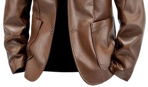 เสื้อแจ็คเก็ตหนังคุณภาพสูง คอตั้ง พร้อมโลโก้ด้านหน้า กันน้ำและเป็นมิตรกับสิ่งแวดล้อม - Product Image 5