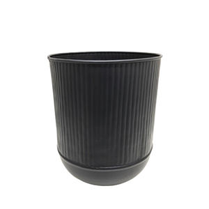 Estos juegos de 2 macetas redondas de Metal de tamaño pequeño USO DE Color negro para macetas de suelo decoraciones de jardín y hogar personalizadas a granel - Product Image 3