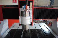 Routeur CNC 3 axes 6090 pour la fabrication de meubles et de portes d'armoires avec table à vide et contrôleur DSP – Qualité supérieure