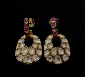 Pendientes Kundan Clásicos de la Mejor Calidad, Chapados en Oro, con Aspecto Tradicional, Colecciones para Bodas y Fiestas, para Mujeres y Niñas - Product Image 2