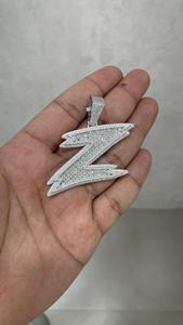 Collier personnalisé avec lettre Z plaqué or, argent 925, pendentif moissanite baguette, police hip hop, collier personnalisé avec nom, glacé, 6,2 carats - Product Image 3