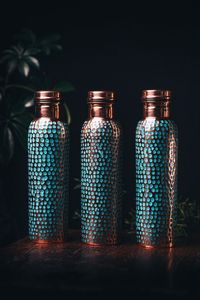 ขวดทองแดงแท้ตีขึ้นรูป 1 ลิตร ป้องกันการรั่วซึม ขวดสุขภาพแบบอายุรเวท - ขายส่งเครื่องทองแดงอินเดีย ขวดน้ำทองแดง - Product Image 6