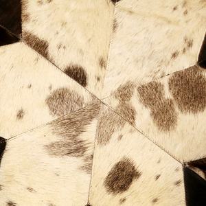 2025 haute qualité personnalisable peau de vache tapis moderne carré Oriental cuir tapis meilleur gros Patchwork fourrure pour porte de cuisine - Product Image 2