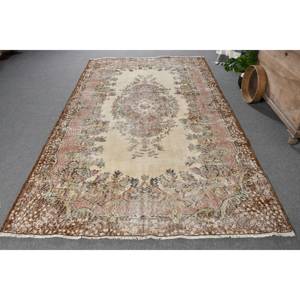 Alfombra turca vintage de 5,8x9,6 pies, patrón de retazos de lana de tejido plano marrón beige para decoración para sala de estar o respaldo de látex para pasillo - Product Image 1