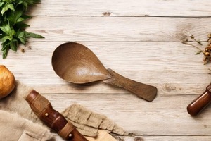 Cuillères en bois artisanales - Dégradables, jetables, écologiques pour les fêtes, la cuisine avec tradition et connexion - Product Image 6