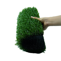 Rumput sintetis ultra realistis untuk taman belakang, taman bermain lalu lintas sibuk, dengan benang berbentuk W yang tahan lama