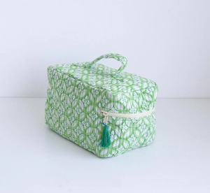 Handcrafted Quilted Cotton Eco-Friendly Vintage Makeup Box <b>Zipper</b> Closure Durable Water Resistant Travel Organizer Case - Product Image 3