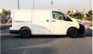 Nueva Toyota Hiace 2025 con Techo Estándar, Motor Diésel de 3.5L, Emisión Euro 6, Transmisión Manual, Volante a la Izquierda, 11-20 Asientos, Carga - Product Image 4