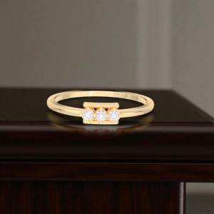 Ensemble de griffes rondes en diamant de laboratoire E-F/VVS-VS de 0.08 carats, bague unisexe moderne et élégante fabriquée en plaqué or 10 carats 14 carats 18 carats - Product Image 3