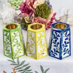 Elegante Quemador de Incienso Moderno con Incrustaciones de Hueso y Diseño Personalizable para una Decoración Aromática del Hogar - Product Image 1