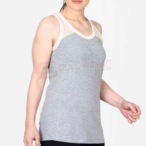 เสื้อกล้ามโยคะแนวลำลองให้ความรู้สึกนุ่มสบายของผู้หญิงดีไซน์เว้าหลังพร้อมโลโก้ด้านหน้า - Product Image 4