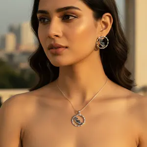 Conjunto de Pendientes y Colgante de Plata 925 con Zafiro Negro para Mujer, Diseño Clásico Chapado en Oro - Product Image 3