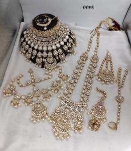 TRADITIONNEL & FANTAISIE ANTIQUE DESIGNER BIJOUX DE MARIÉE PLAQUÉ OR ET CZ ZIRCON ENSEMBLE DE COLLIER DE MARIAGE ET POUR FEMMES ET FILLE - Product Image 3