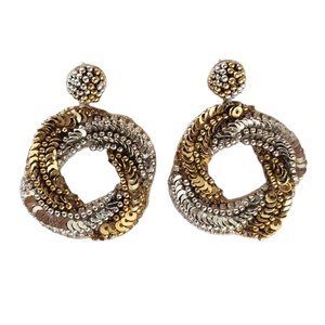 Última Llegada, Ropa de Novia de Alta Calidad, Pendientes Hechos a Mano con Lentejuelas y Cuentas Metálicas para Mujer al Mejor Precio - Product Image 1
