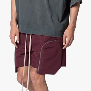 2025 Short de fitness de haute qualité avec logo personnalisé pour hommes Pantalon court d'été avec bavoir fabriqué au Pakistan - Product Image 3